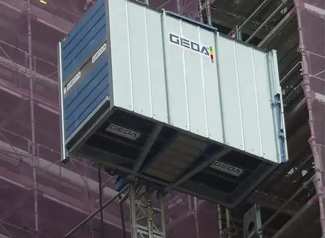 Personen-/goederenlift P12